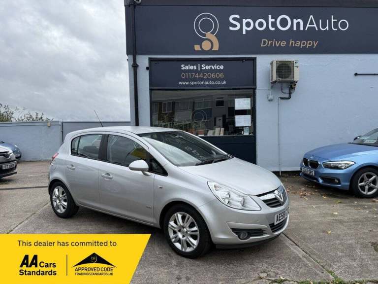 2008 Vauxhall Corsa 1.4i 16V Design 5dr Auto HATCHBACK PETROL Automatic