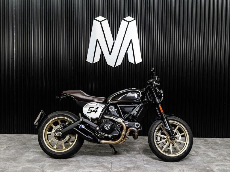 2018 Ducati Scrambler 800 803 Cafe Racer Roadster/Retro Petrol Manual Euro 4