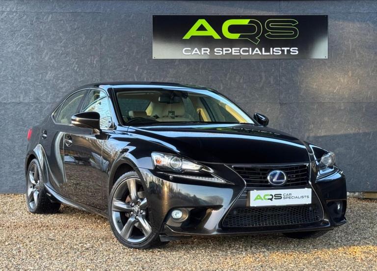 LEXUS IS 2.5 300h Advance E-CVT Euro 6 (s/s) 4dr 2016