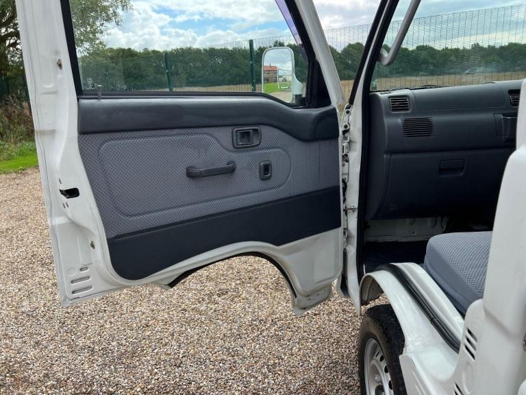 DAIHATSU HIJET PICK UP TRUCK 660cc 4X4 5 SPEED MANUAL ( LIKE SUZUKI CARRY )