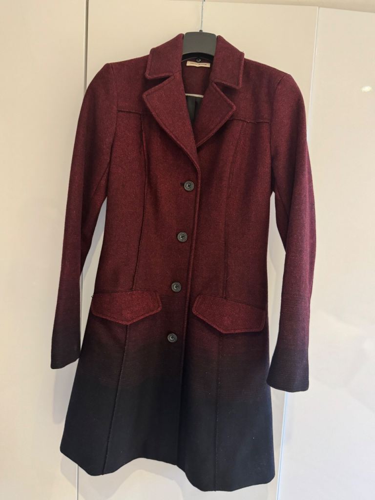 DKNY wool blend long coat - elegant tailored fit (UK size 8)