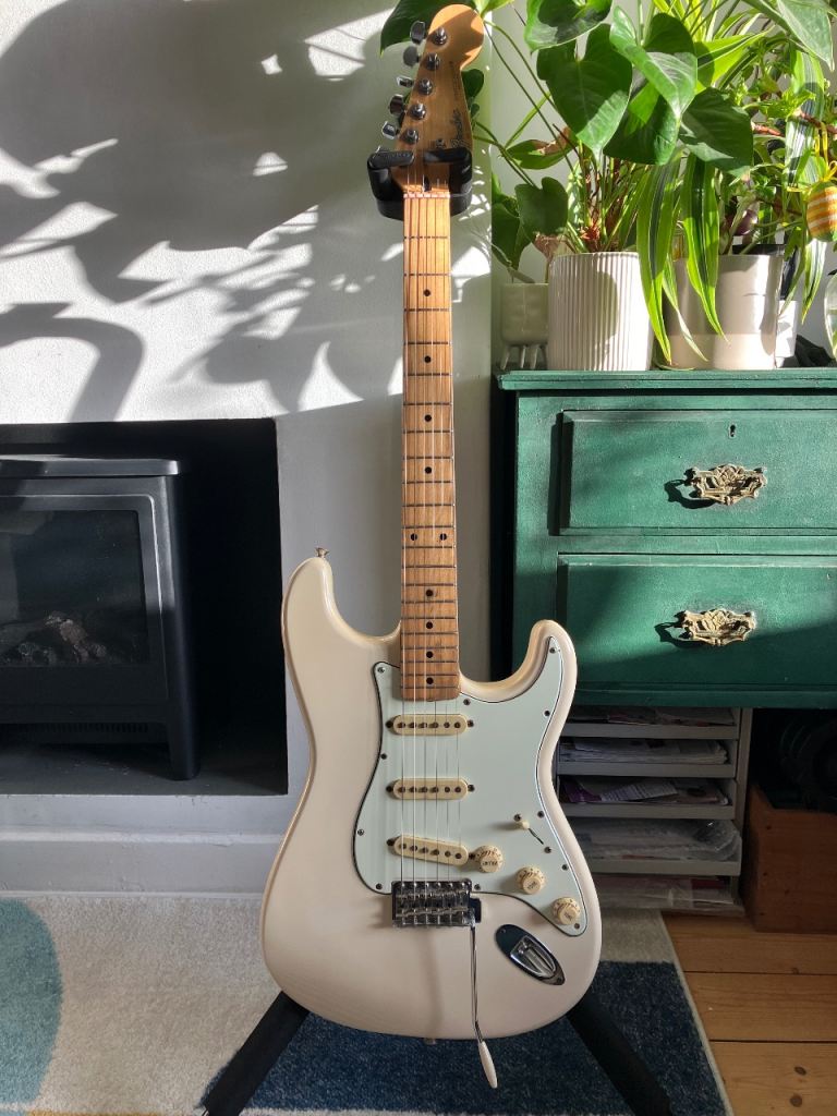 Fender Japan Stratocaster w/ Custom Shop Abigail Ybarra Pickups, 1994