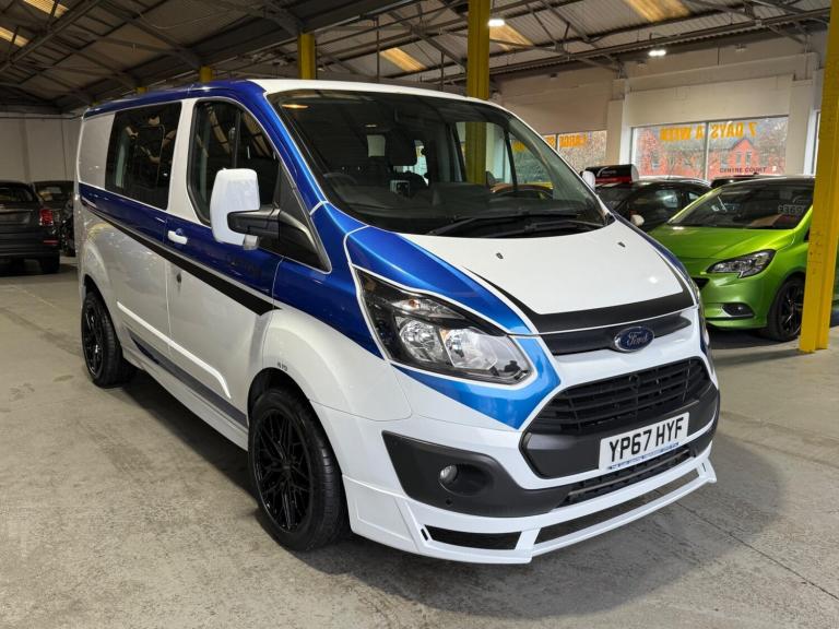 2017 Ford Transit Custom 2.0 TDCi 105ps Low Roof D/Cab Van PANEL VAN DIESEL Manual
