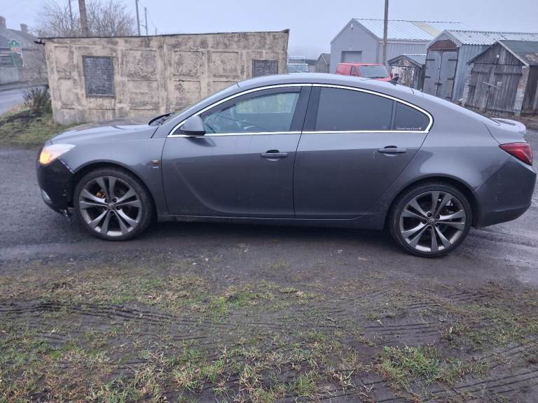 Vauxhall, INSIGNIA, Hatchback, 2011, Manual, 1956 (cc), 5 doors