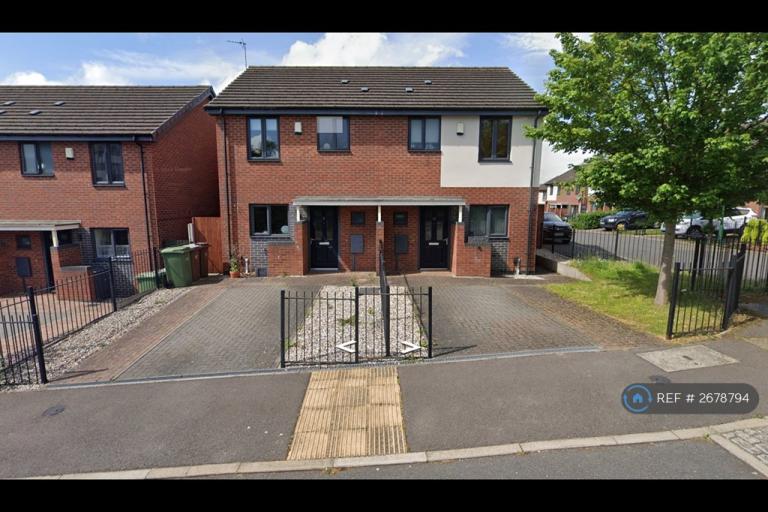 2 bedroom house in Magson Close, Nottingham, NG3 (2 bed) (#2678794)