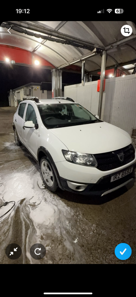 Dacia Sandero Stepway 1.5L (2015)
