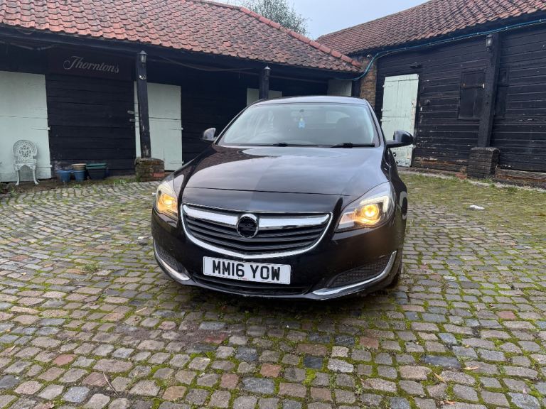 Vauxhall Insignia 1.6 Diesel AUTOMATIC **GEARBOX ISSUE STILL DRIVES**