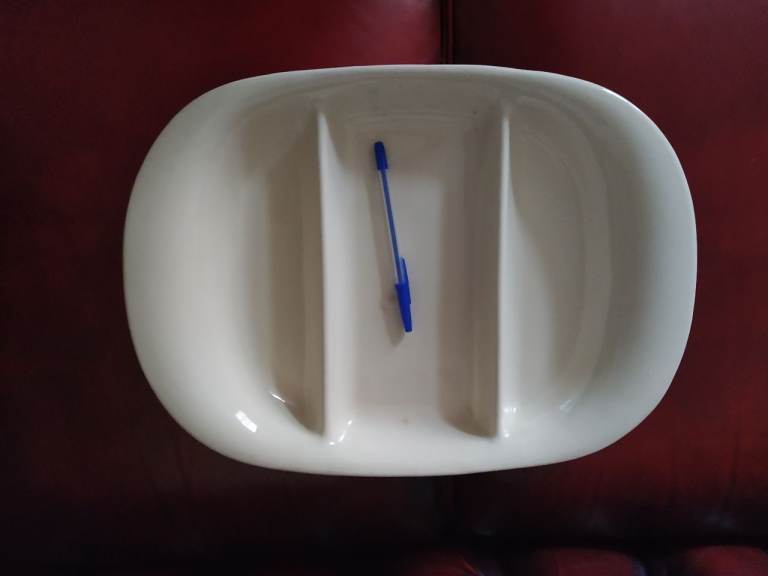Ceramic Divided Serving Dish – Good Condition
