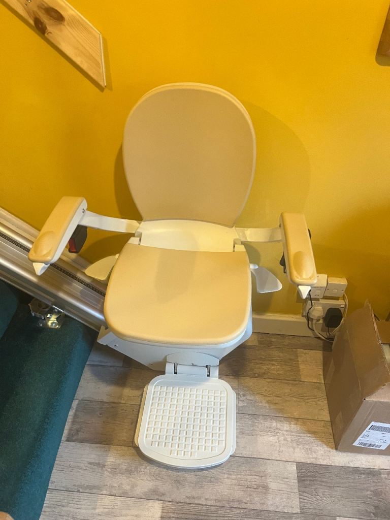 Acorn straight stair lift