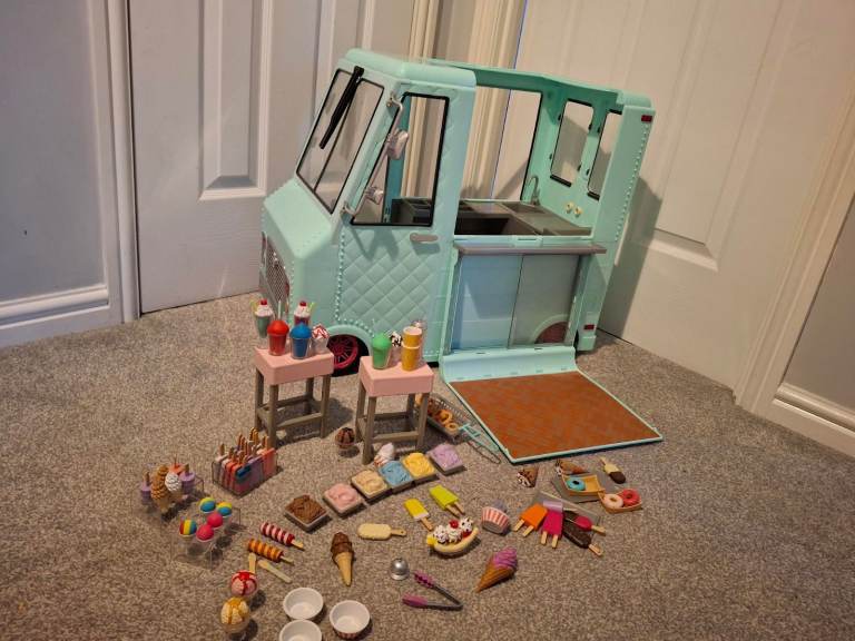 Generation Dolls Accessories.