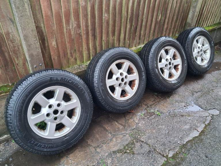 Discovery 2 Alloy Wheels with Michelin Tyres