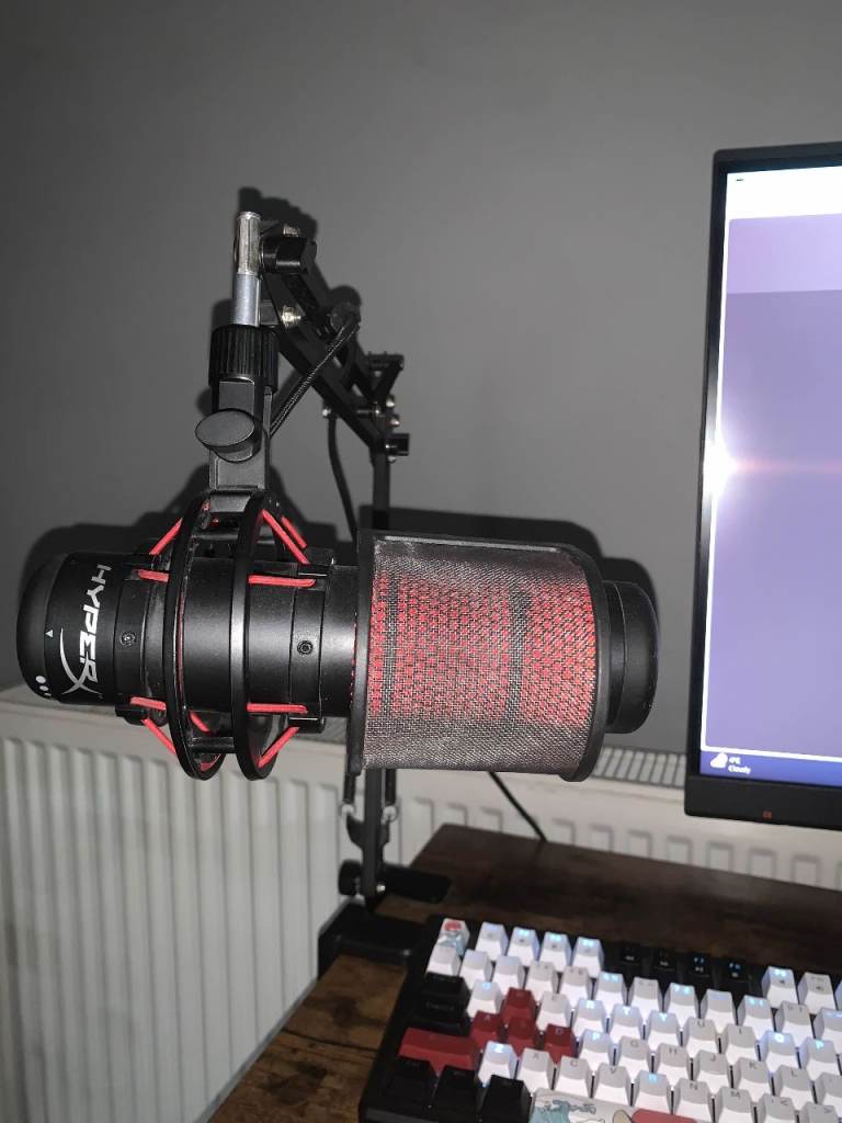 Hyper X QuadCast Mic + Boom Arm 