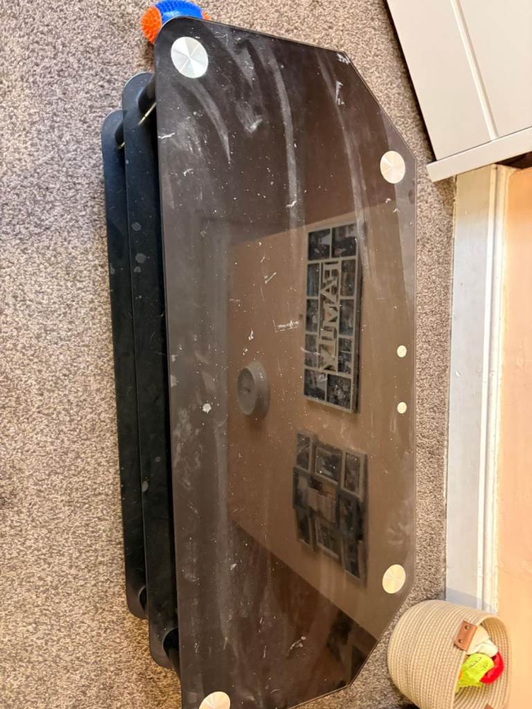 Large Glass Tv Stand. Free to Collect 