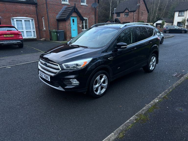 Ford, KUGA, Hatchback, 2017, Semi-Auto, 1997 (cc), 5 doors