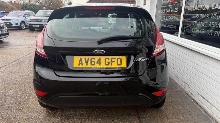 2014 Ford Fiesta 1.6 Zetec Powershift Euro 5 5dr HATCHBACK Petrol Automatic