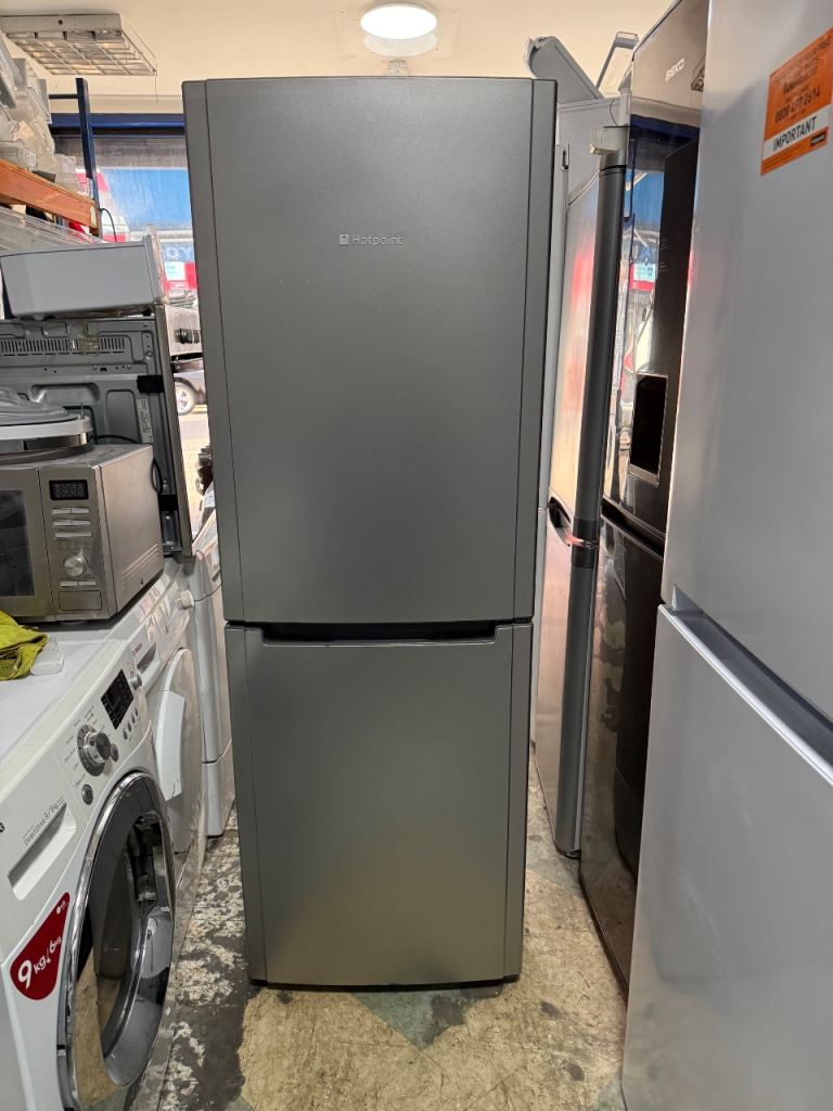 Hotpoint  good Condition Grey Freestanding Fridge Freezer