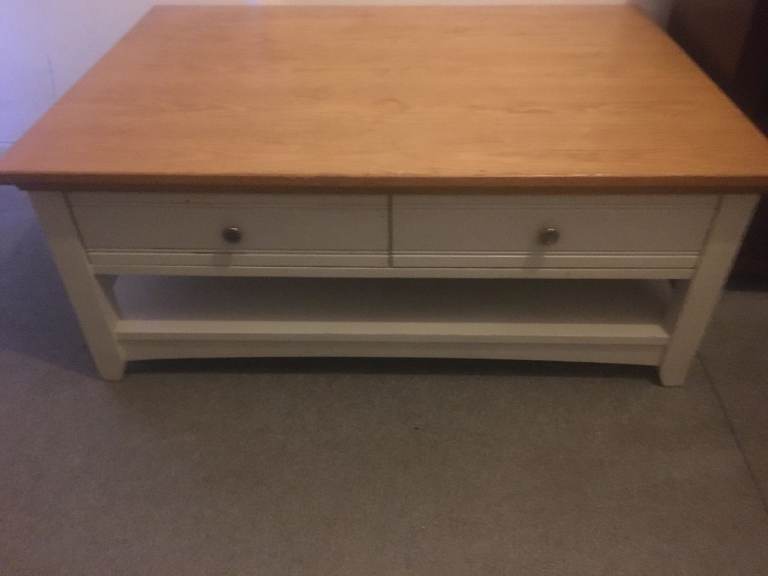 Coffee Table Cotswold Company Chester Pure White Coffee Table with Drawers Cost £400 Oak Wood Top