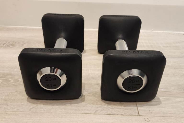 Brand new peloton dumbbells 2x 9.1kg RRP £100