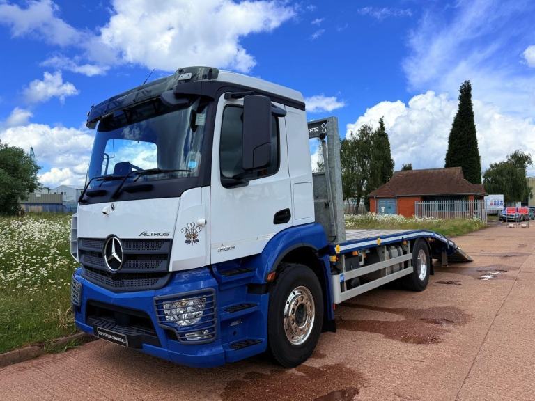 MERCEDES AROCS 1833 2023 (73) EURO 6, DAY CAB, 18 TON BEAVERTAIL, 6 MTR STERLING