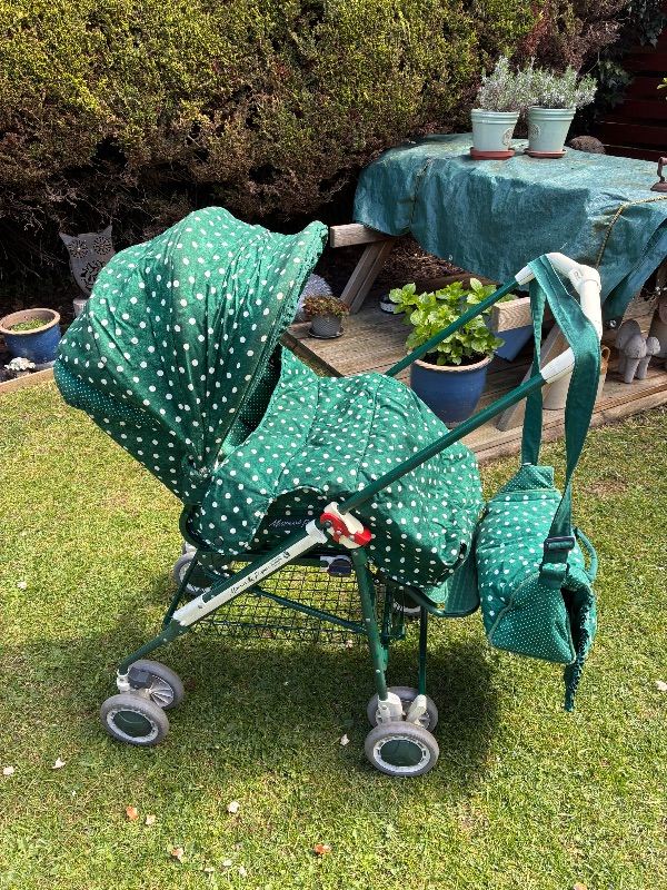 Vintage mamas & papas pram 1990”s 