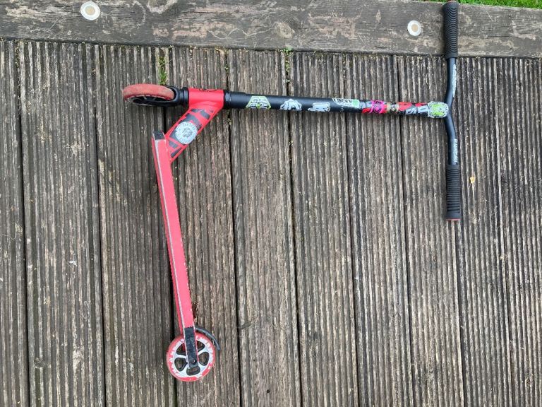 Kaos Stunt Scooter 