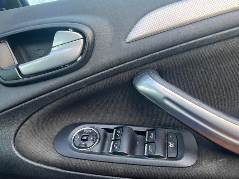 2013 Ford Galaxy 2.0 TDCI 140 ZETEC POWERSHIFT*AUTOMATIC*7 SEATER FAMILY MPV*ONLY 84K MILES* MPV ...