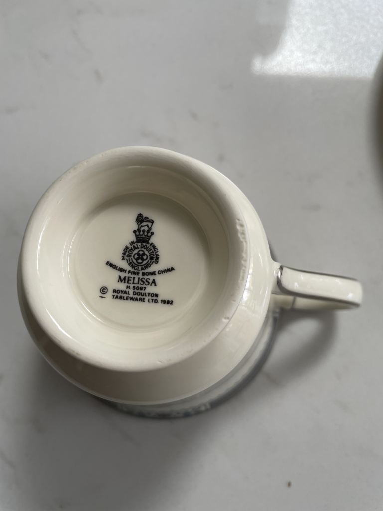 Royal Doulton Melissa Dinner/Tea Set – Good Condition