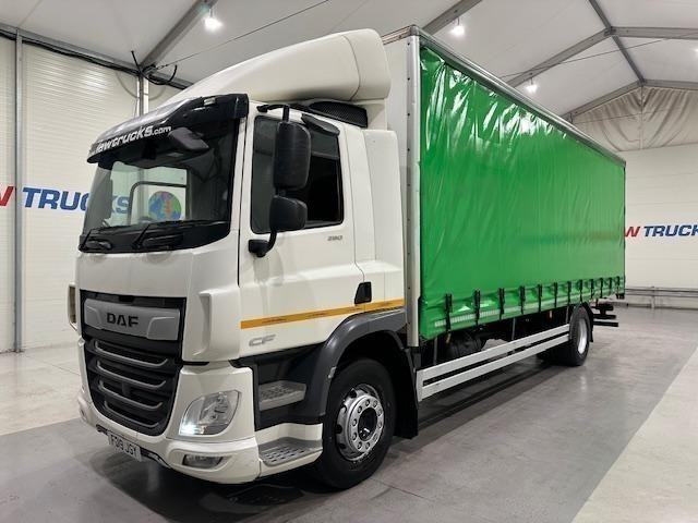 DAF CF 260 Day Cab Curtainsider  