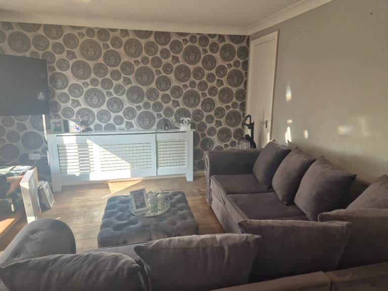 2 bedroom house for SWOP wanting a 3 bedroom 