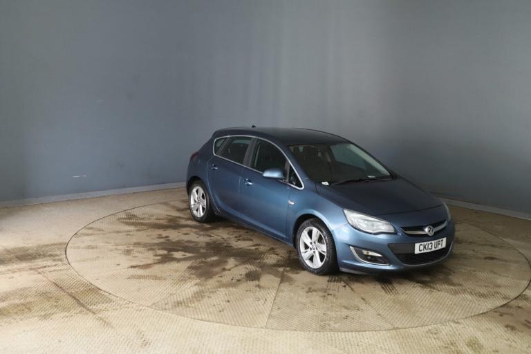 2013 Vauxhall Astra 2.0 CDTi 16V ecoFLEX SRi 5dr HATCHBACK DIESEL Manual