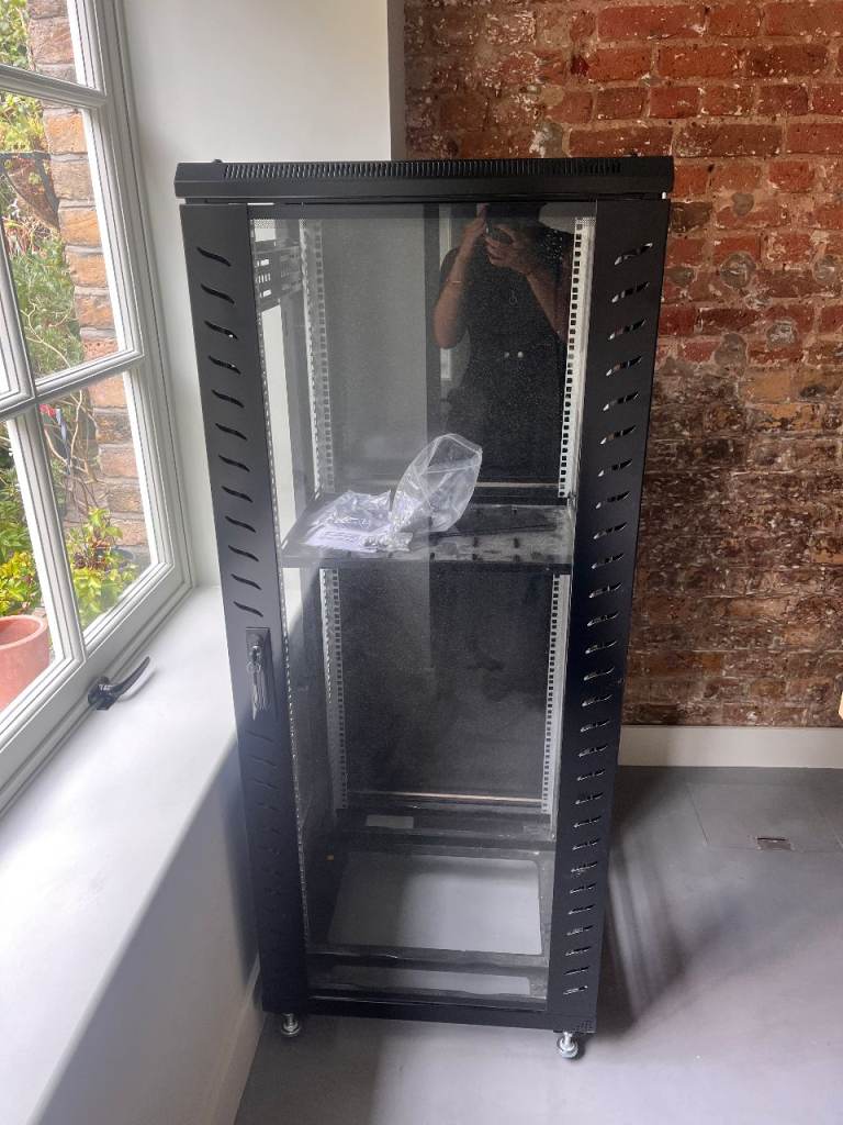 Black Metal Server Rack Cabinet with Glass Door – Good Condition