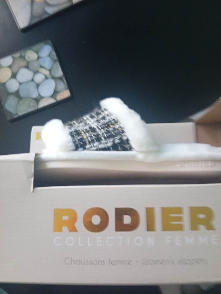 Rodier Women's Slippers - New, White with Blacklack and Gold Detail