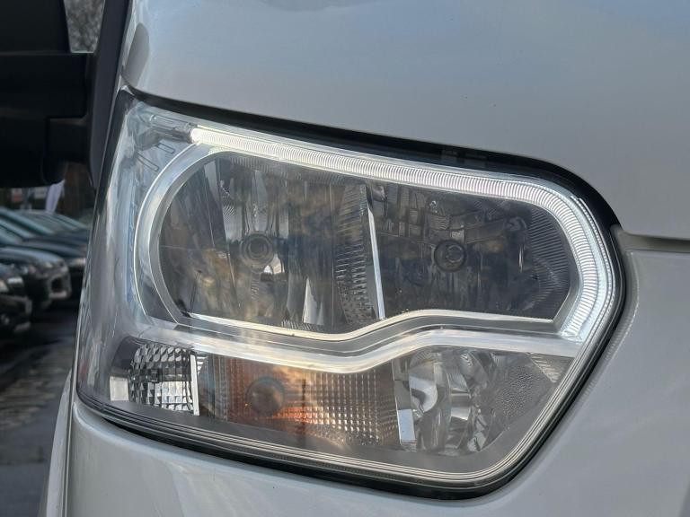 2017 Ford Transit 2.2 TDCi 125ps H2 15 Seater Trend NA DIESEL Manual