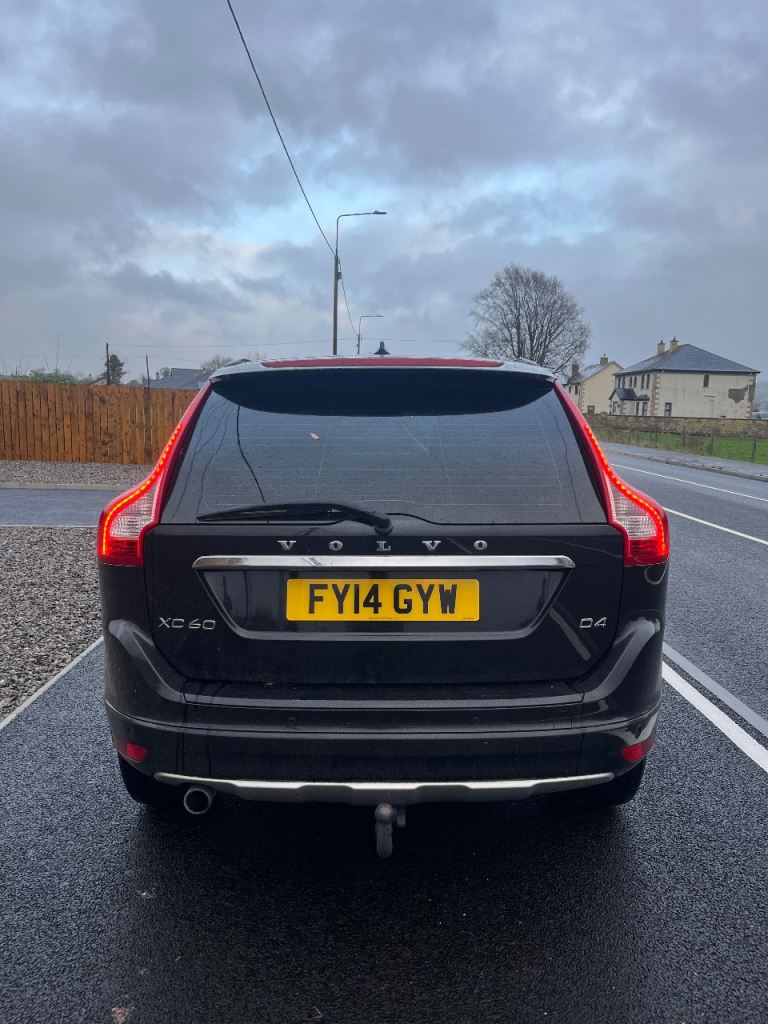 image for Volvo, XC60, Estate, 2014, Manual, 1984 (cc), 5 doors