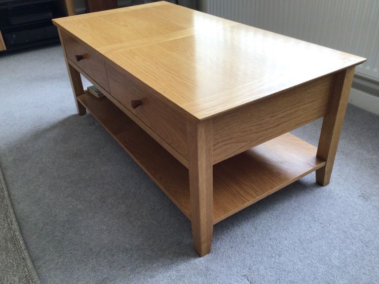 Light oak coffee table 
