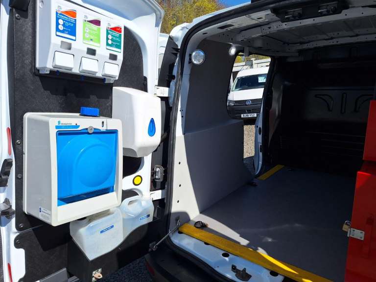 FORD TRANSIT CONNECT 1.5 220 EcoBlue White Manual Diesel 2019