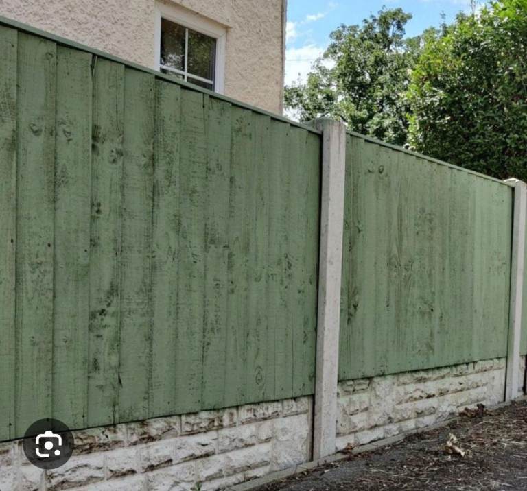 Fence panels painted 