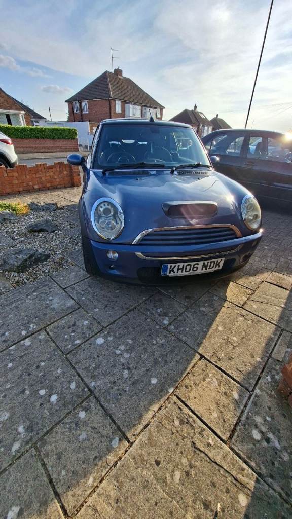 Mini, CONVERTIBLE, Convertible, 2006, Manual, 1598 (cc), 2 doors