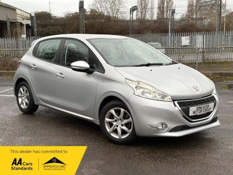 2013 Peugeot 208 1.4 e-HDi Active EGC Euro 5 (s/s) 5dr HATCHBACK Diesel Automatic