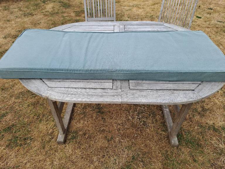 Bench cushion