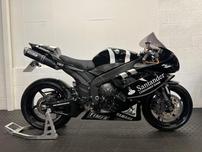 2008 YAMAHA YZF R1 Haga Replica Track bike! With V5 Logbook