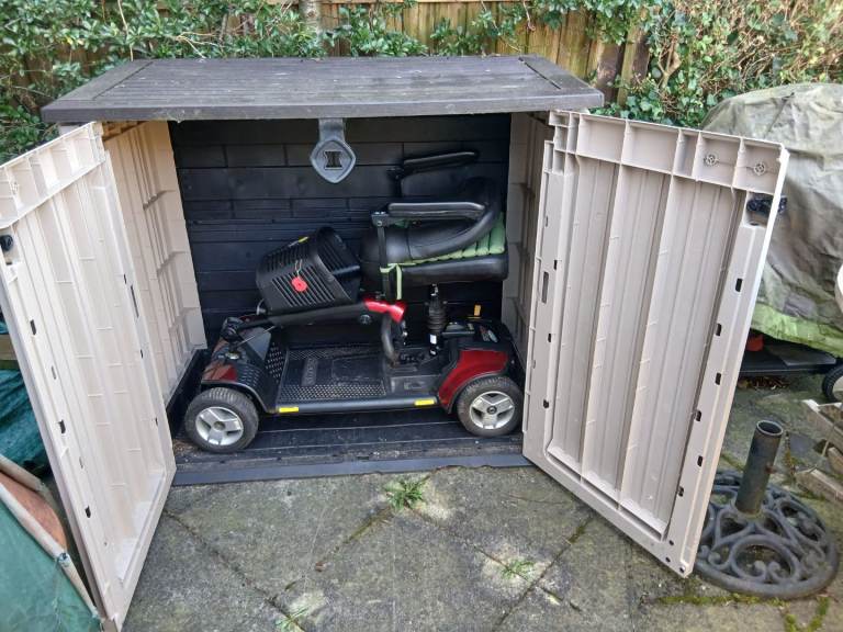 GoGo Sport Mobility Scooter with Basket – Good Condition