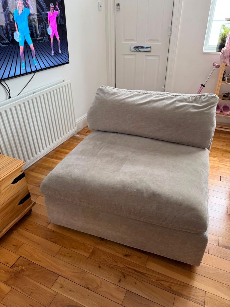Armchair*