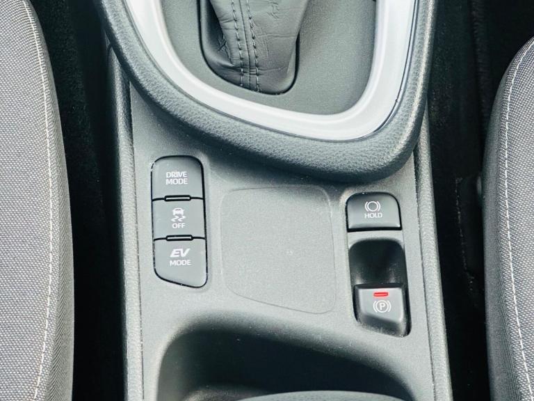 2022 Toyota Yaris 1.5 Hybrid Design 5dr CVT HATCHBACK PETROL/ELECTRIC Automatic