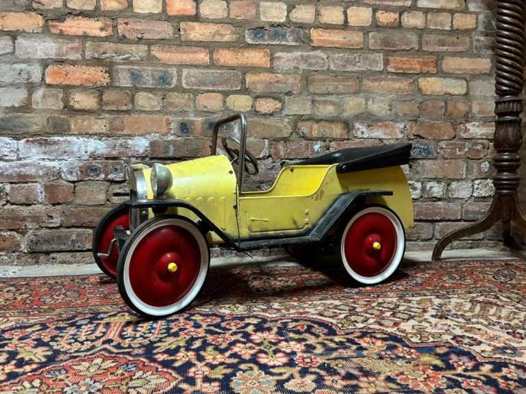 Vintage Toy Brum Car 