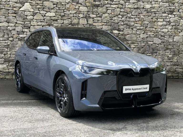 BMW iX xDrive45 M Sport