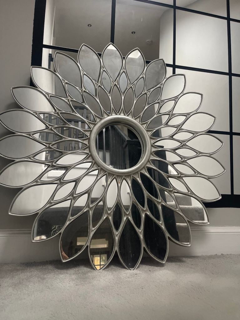 Next mirror stunning 