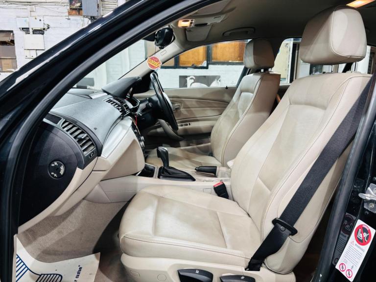 2010 BMW 1 Series 2.0 120d SE Steptronic Euro 5 5dr HATCHBACK Diesel Automatic