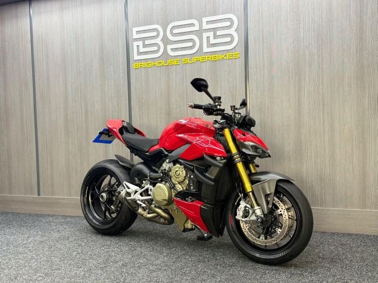 2021 21 Ducati Streetfighter V4S 1100 S ABS - ARROW exhaust, Carbon +MORE