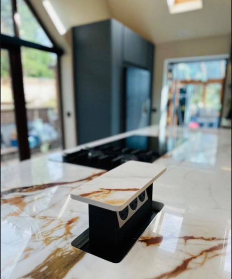 Quartz Kitchen Worktops – Supply & Fit – Bristol 